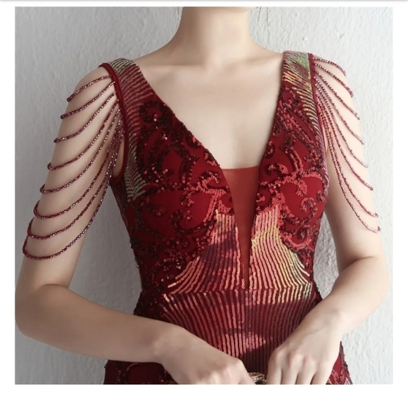 WIne Red, Floral, Sleeveless,  Round Back, V Neck,  Sequined Mermaid Gown - Picture 9 of 16